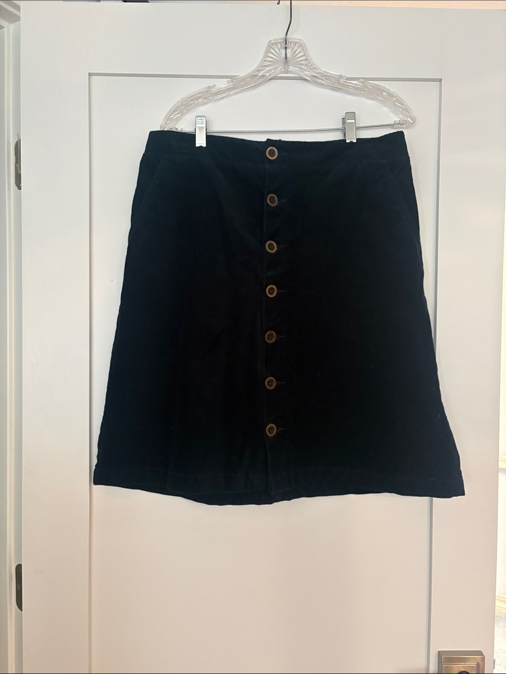 St. John's Bay Dark Green Fine Corduroy Button-Front A-Line Skirt Sz 8P